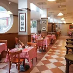 B&B Hotel Orleans Centre Foch 