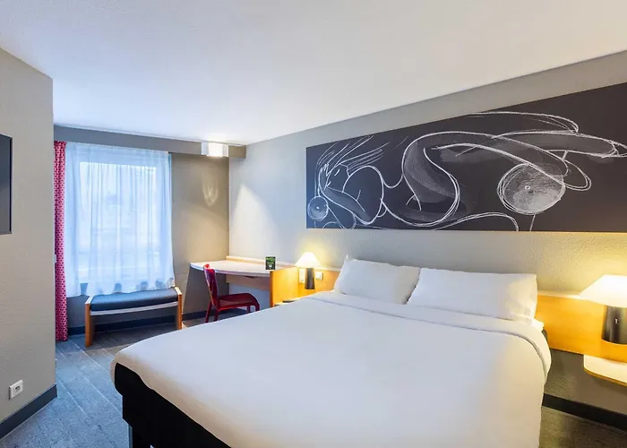 B&B Hotel Orleans Centre Foch