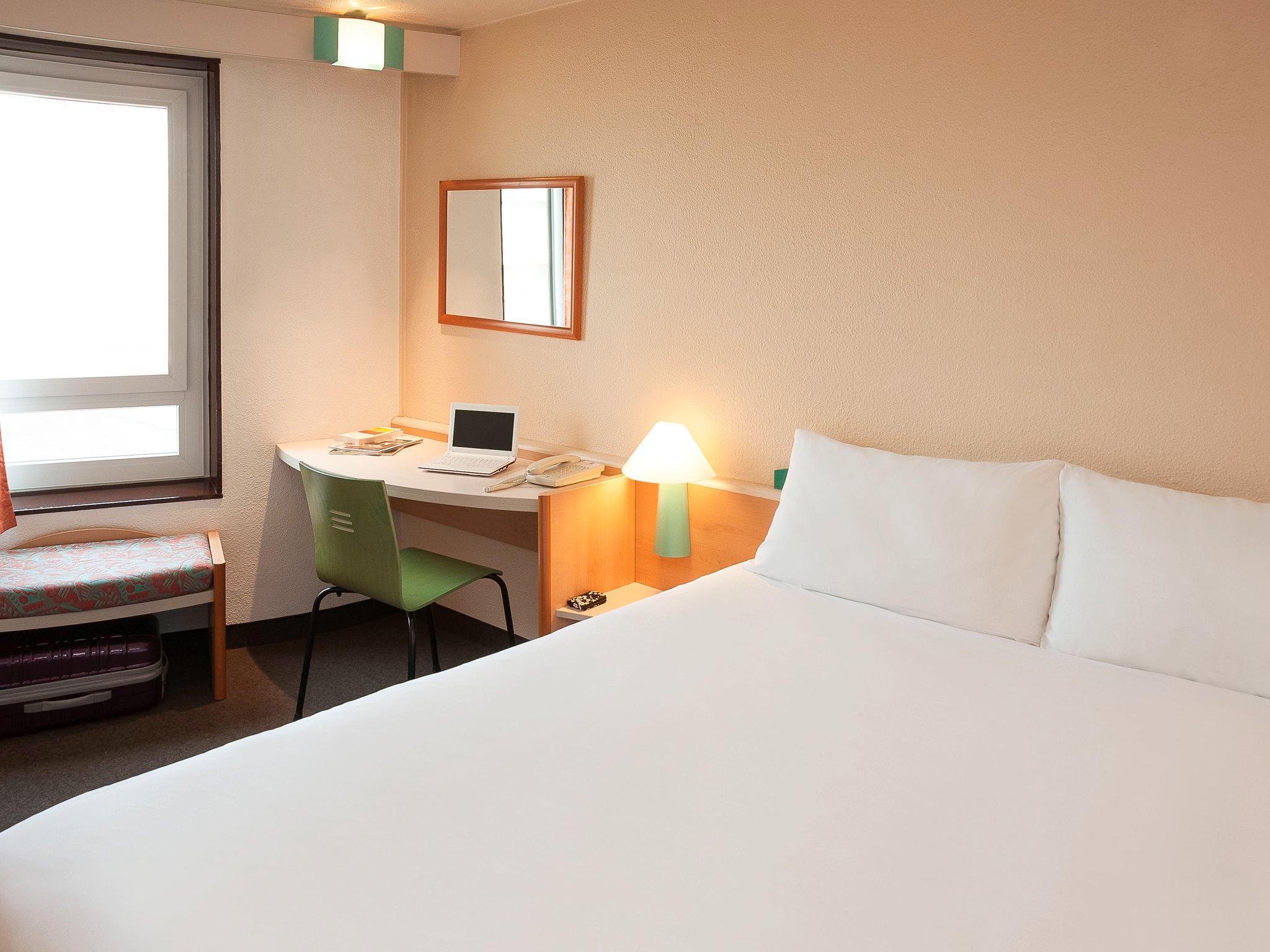 Hotel Ibis Centre Foch 3*
