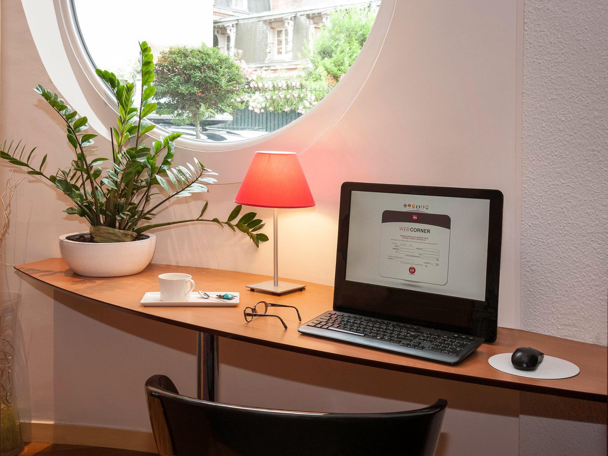 Hotel Centre Foch 3*