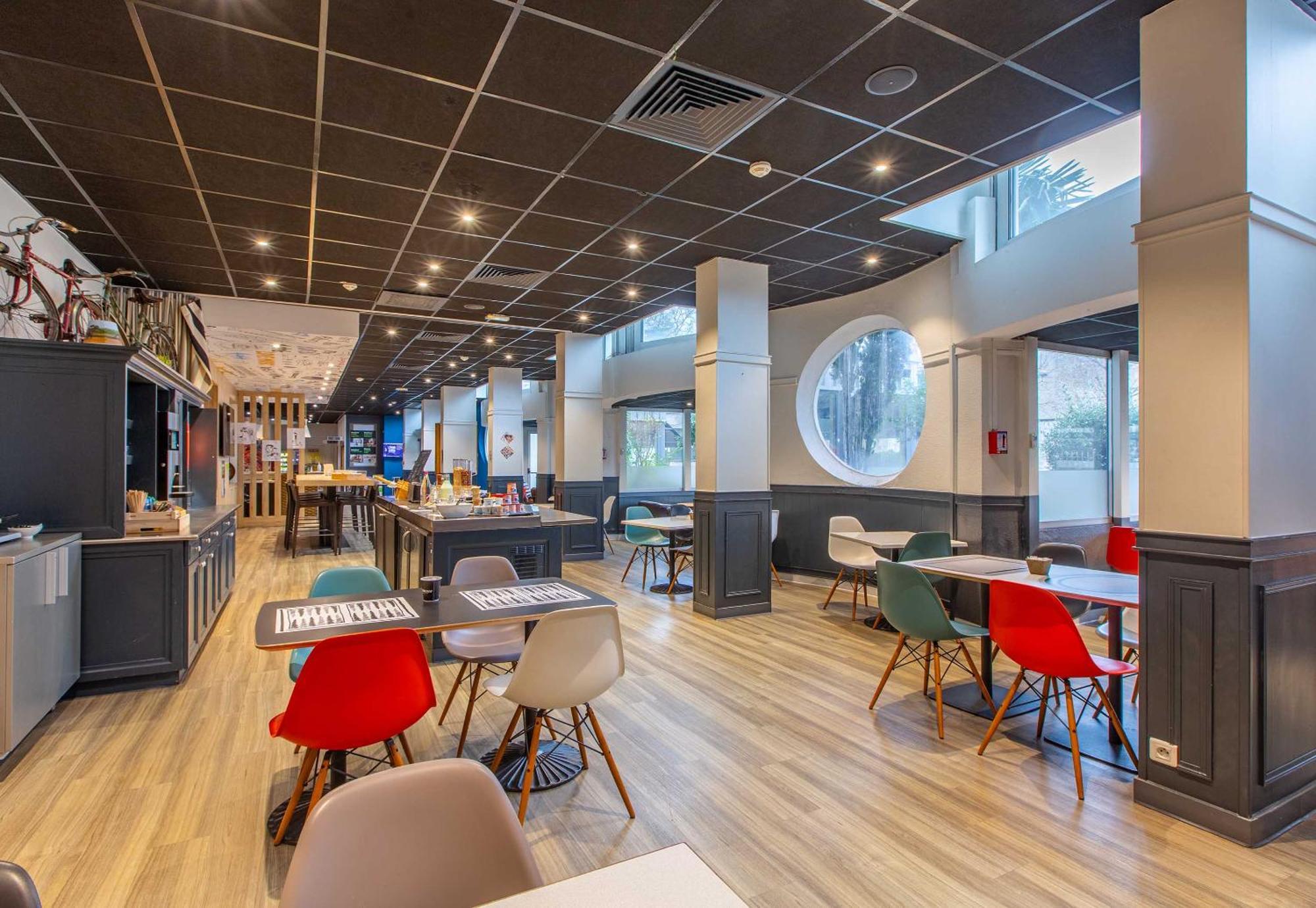 Ibis Centre Foch Hotel 3*